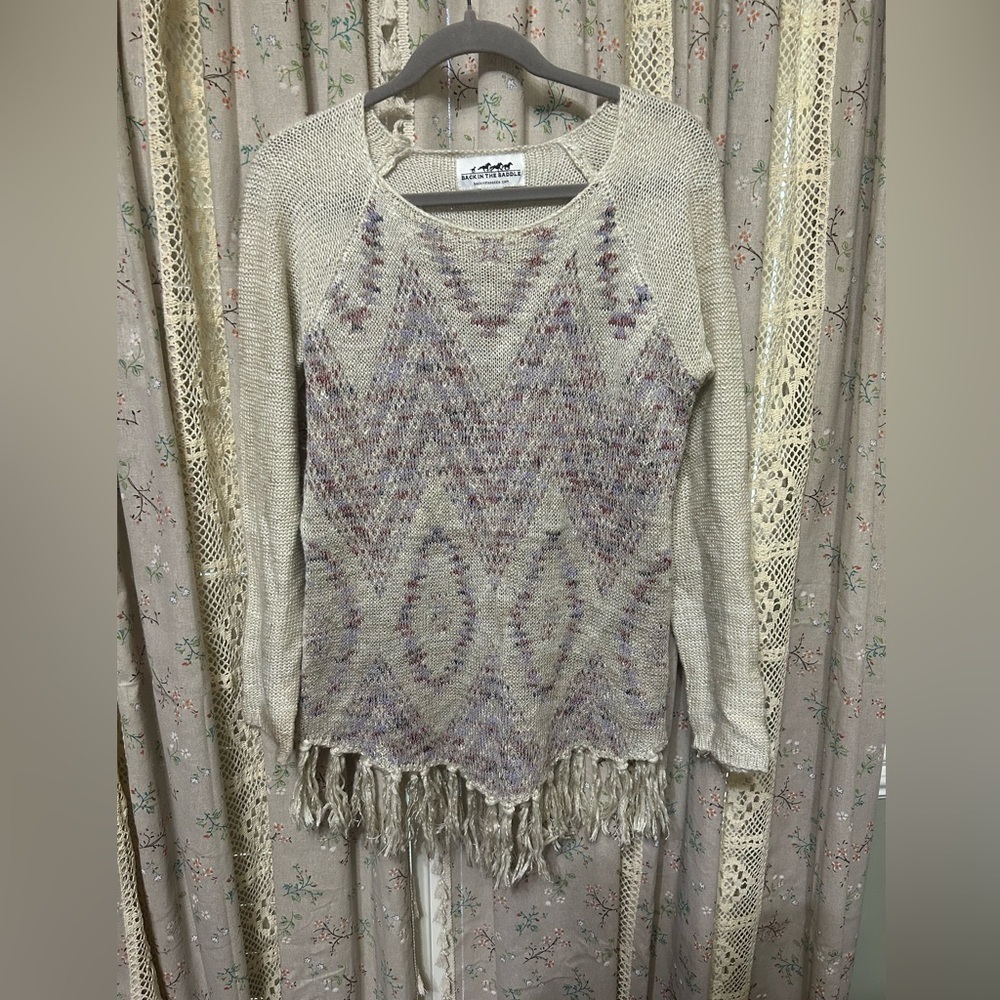 3/$30 Back In The Saddle Sweater Fringe Boho Western Pullover Size Medium